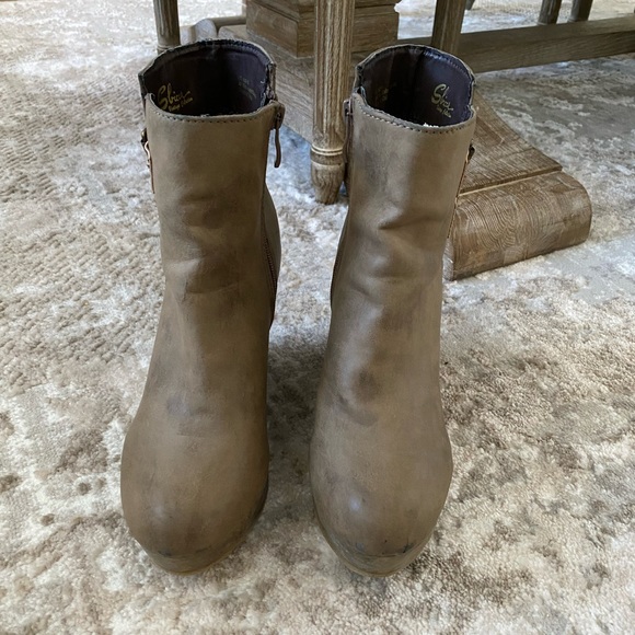 Sbicca Taupe Buckle Strap Wedge Booties - Picture 2 of 8